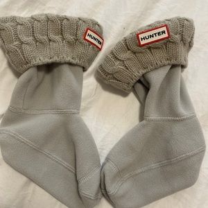 Hunter Stitch Cable Short Boot Socks Size M (Grey)